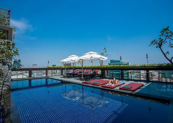 V Hotel Phnom-Penh