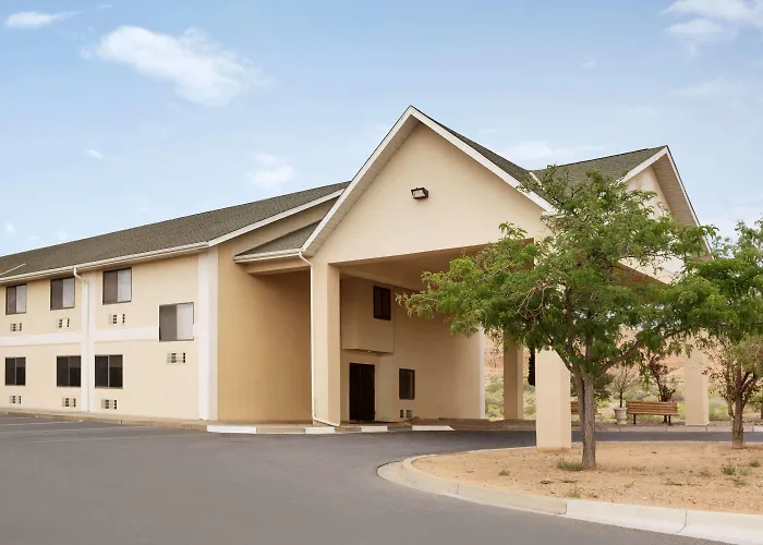 Travelodge By Wyndham Belen