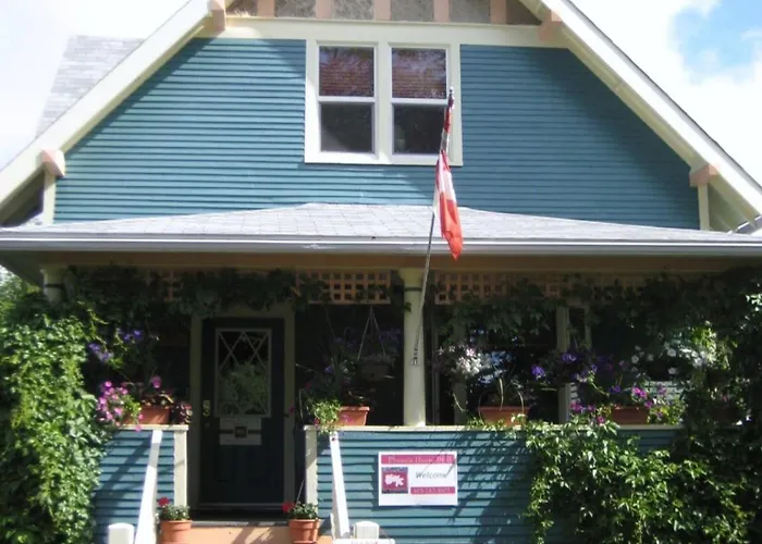 Phoenix House B&B Stettler