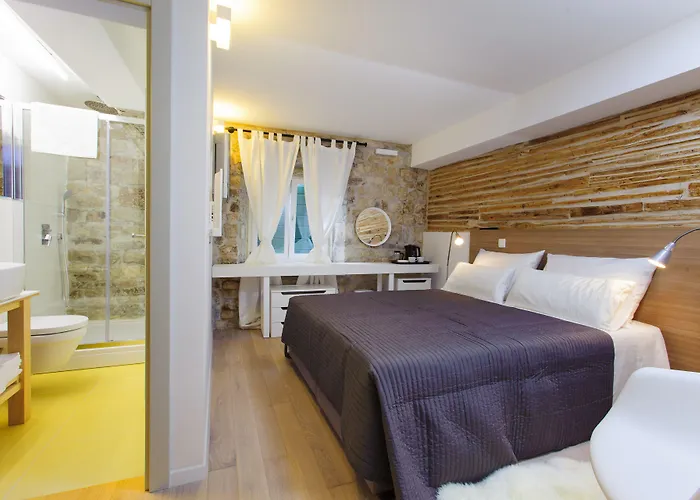 Grgur Ninski Rooms Split