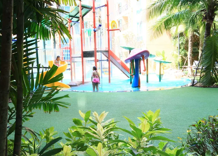 Atlantis Condo & Water Park Pattaya By The Sea