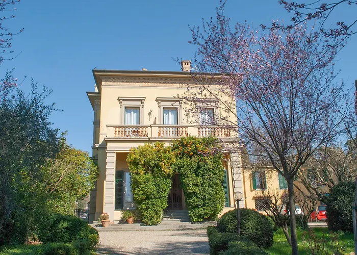 Dimora Salviati Bed and Breakfast Florence