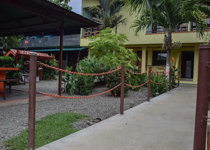 Hotel Cabinas El Tecal Uvita