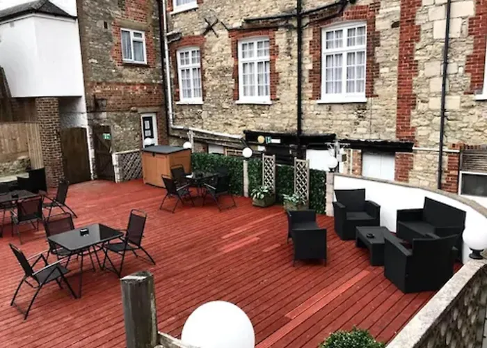 Royal Esplanade Hotel Ryde 