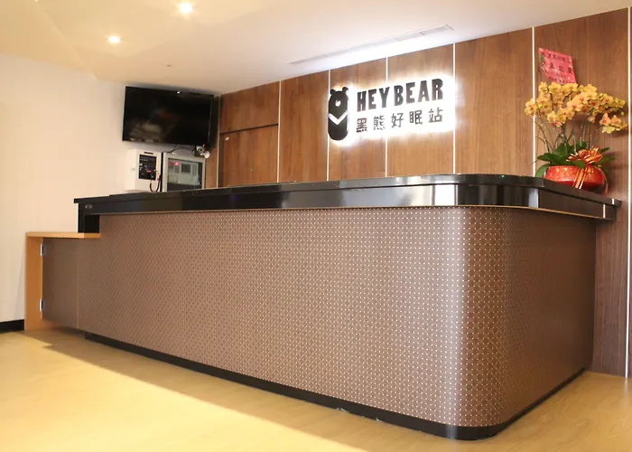 Hey Bear Capsule Hotel Taipei