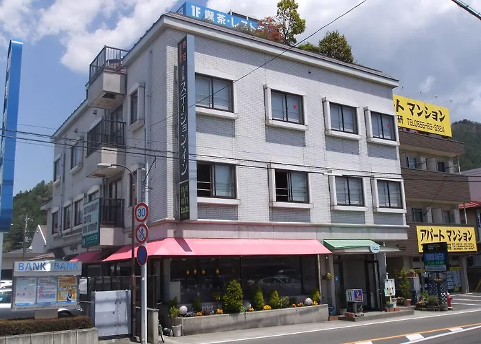 Kawaguchiko Station Inn Fujikawaguchiko