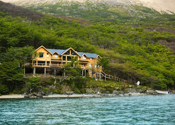 Aguas Arriba Lodge El Chaltén
