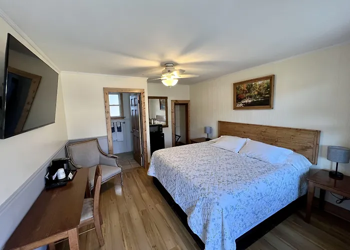 Carolina Country Inn Burnsville