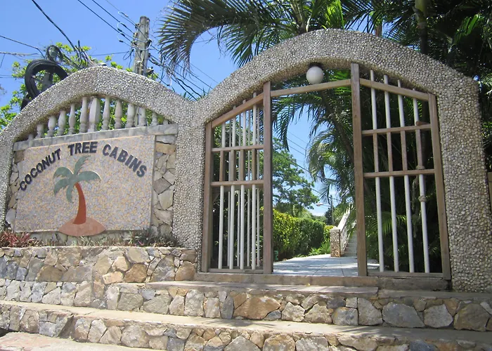 Coconut Tree West End Hotel