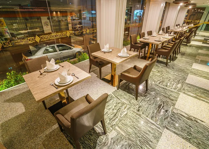 New Season Square Hotel หาดใหญ่