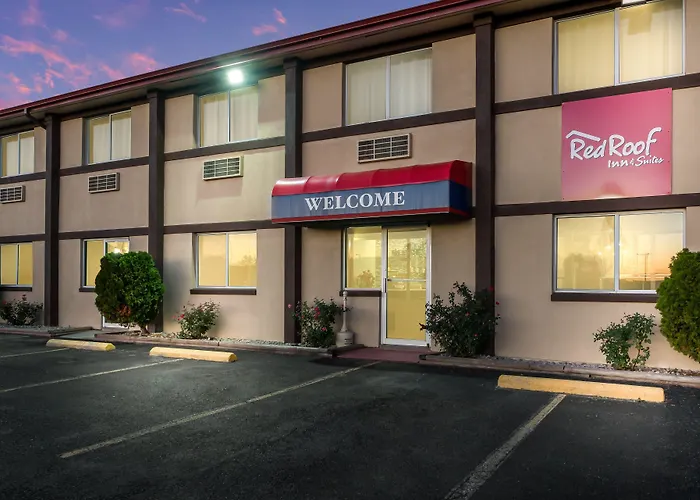 Red Roof Inn & Suites Wapakoneta