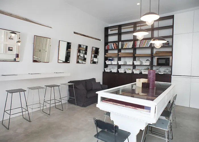 Belledonne Suite&Gallery Naples