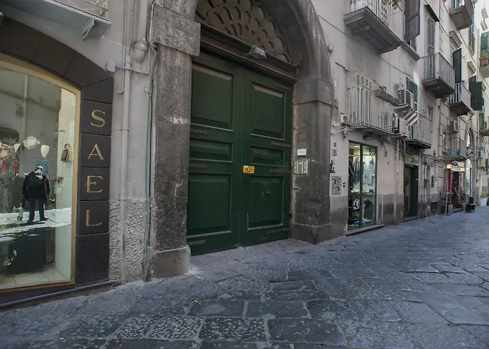 Belledonne Suite&Gallery Naples