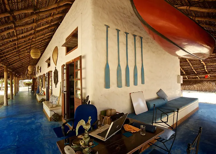 Dolphin Beach Resort Kalpitiya