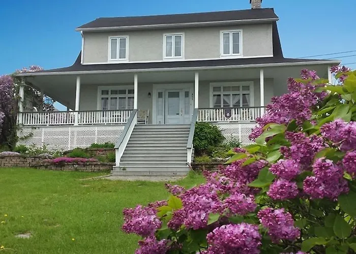 Auberge Gite Maison Des Lilas La Malbaie