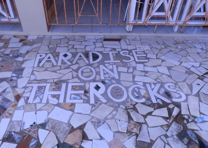 Paradise On The Rocks Negril