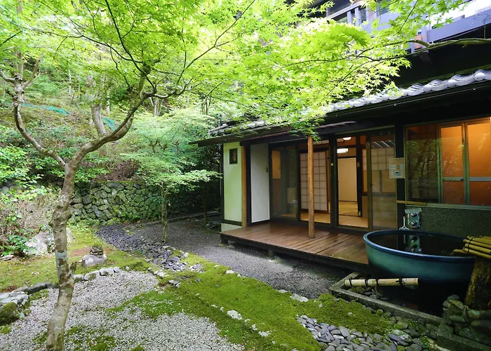 Momijiya Bekkan Kawanoiori Kioto