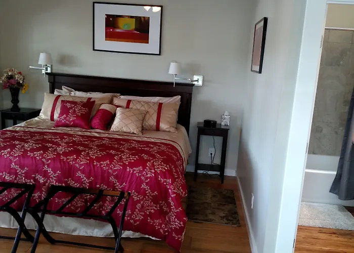Friday Harbor Grand Bed & Breakfast