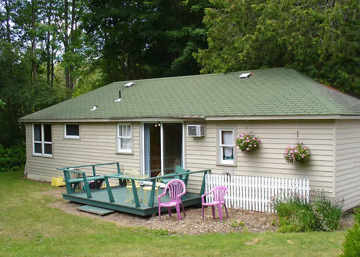 Ridges Inn & Suites Baileys Harbor