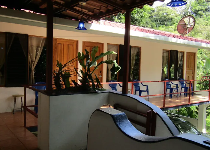 Agua Inn Nuevo Arenal