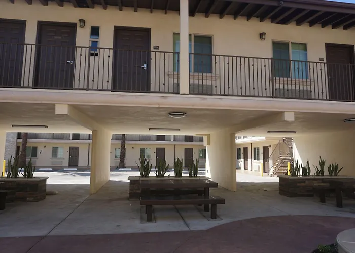Tuscan Garden Inn Los Ángeles