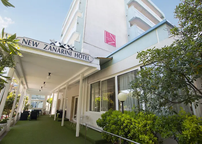 Hotel Zanarini In Centro A Riccione