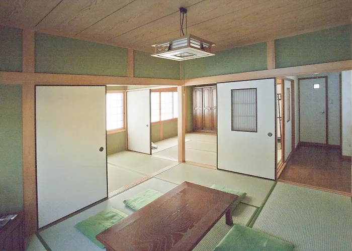 Dormitory Sandanya Guesthouse Shirahama