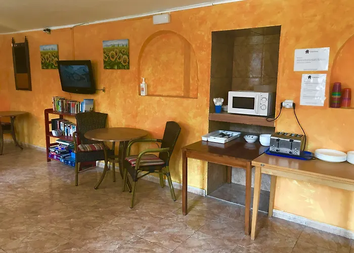 Hostal Atlanta El Arenal 