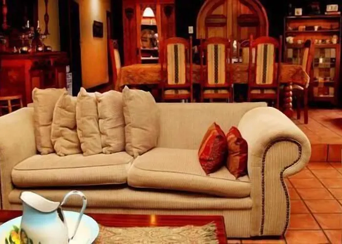 J'Cups Guest House Centurion