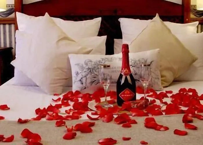 J'Cups Guest House Centurion