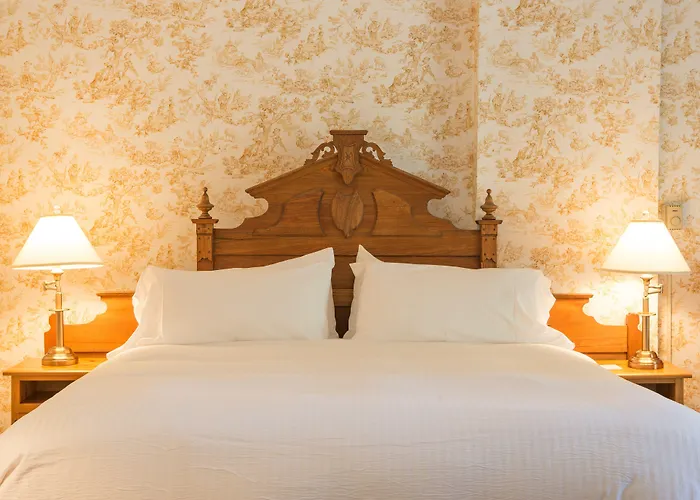 Little Inn Of Bayfield