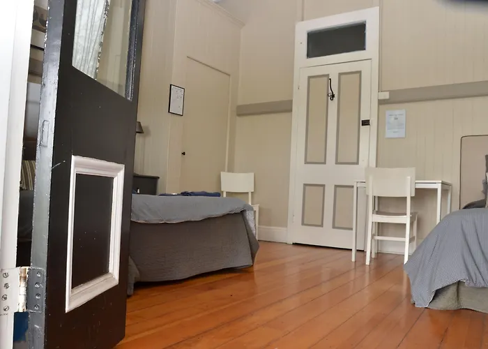 Royal Gatton Hotel