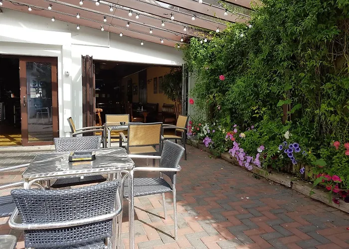 Myles Creek Hotel Kilkee