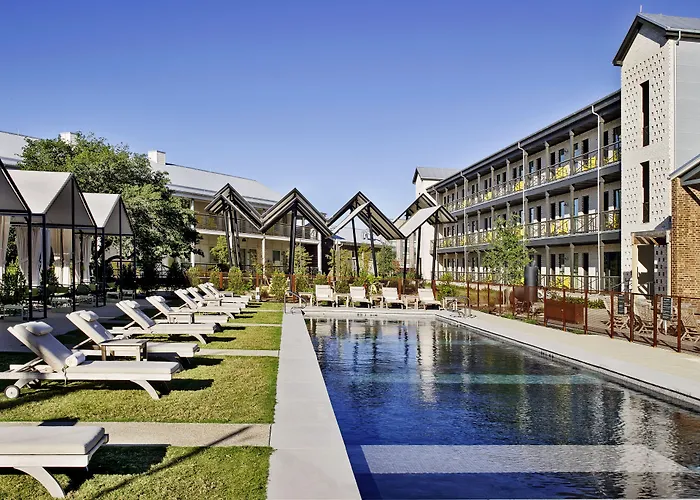 Cavalry Court, By Valencia Hotel Collection College Station