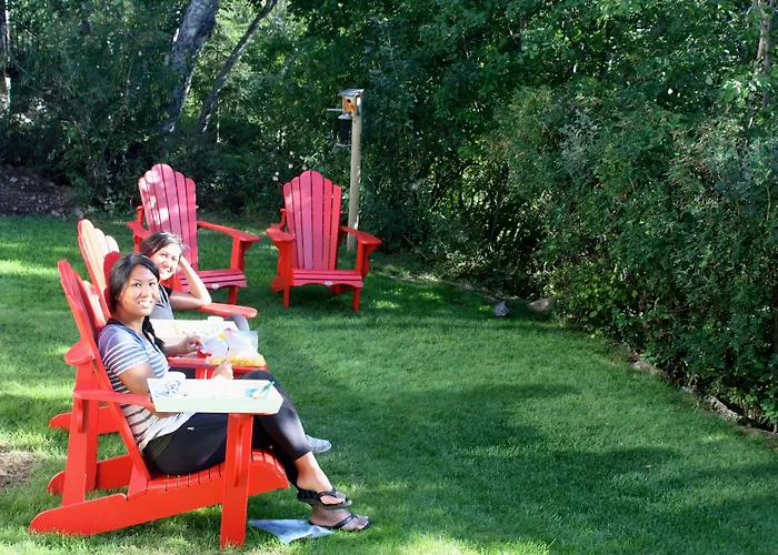 Northland Lodge Waterton Park