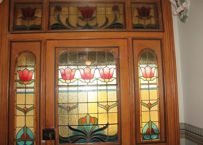Turret House Bed & Breakfast Launceston