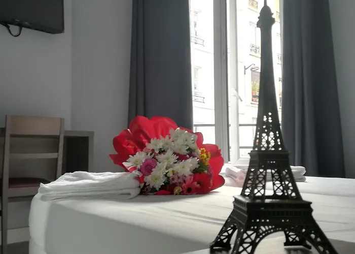 Hotel Du Globe 18 Paris