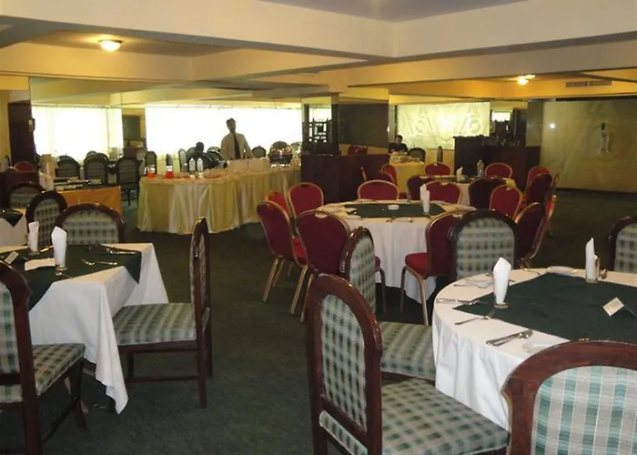 Hotel Crown Inn Karachi