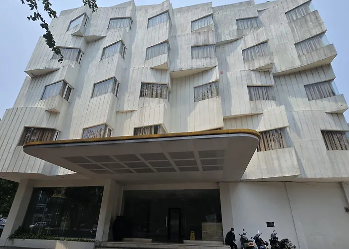 N3 Zainul Arifin Hotel Jakarta