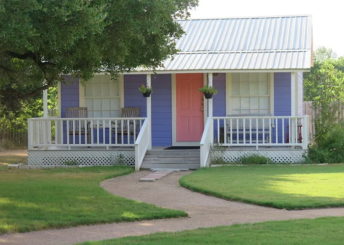 Yellow House B&B Salado