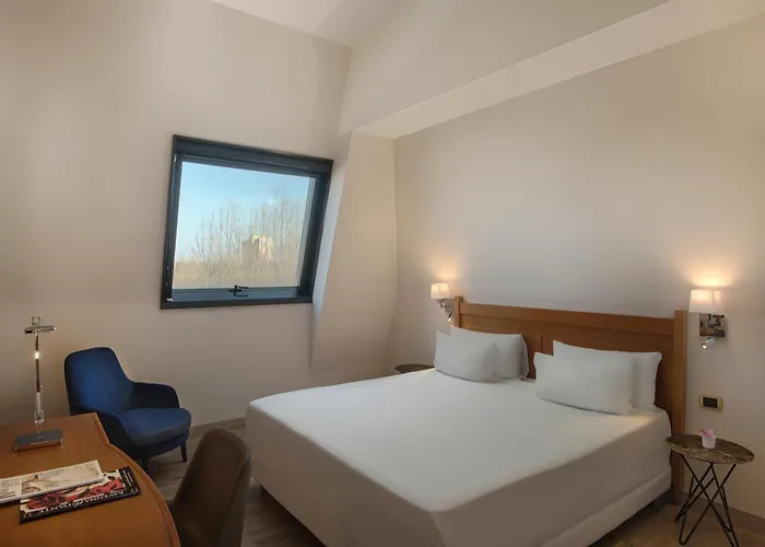 Hotel Nh Rávena