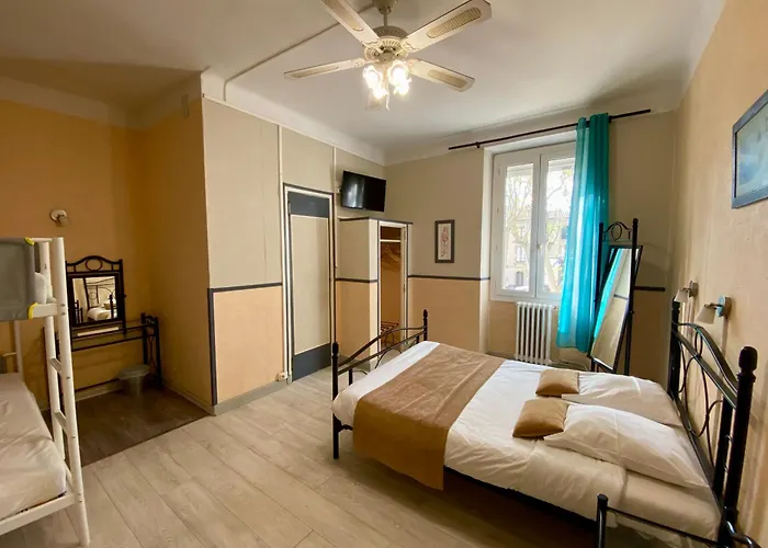 Au Royal Hotel Carcassonne