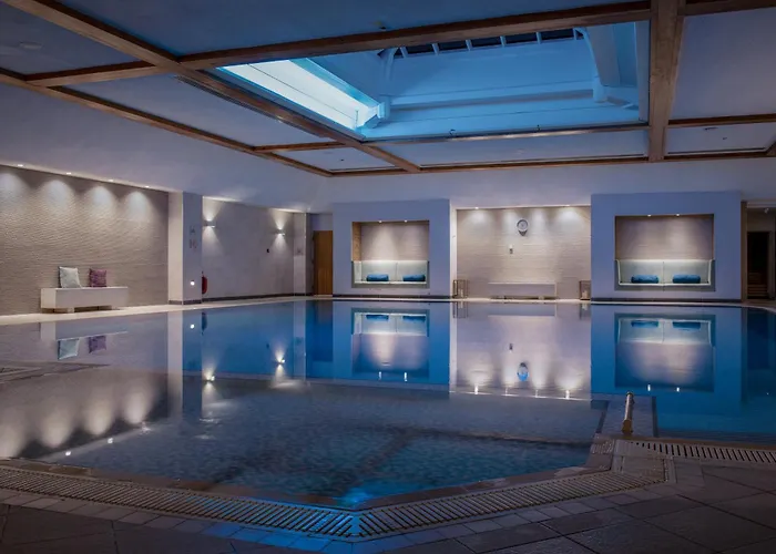 Cottons Hotel And Spa Mere 