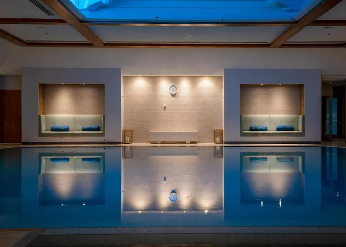 Cottons Hotel And Spa Mere 