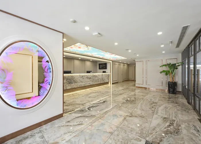 Hotel 81 Palace - Newly Renovated Singapur