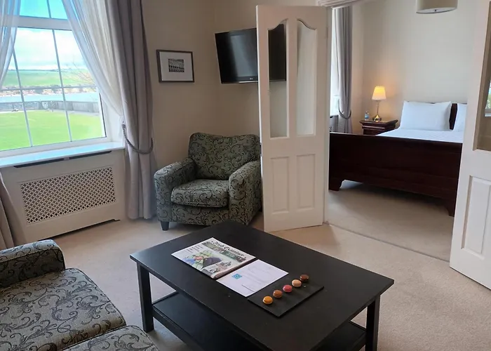 Walter Raleigh Hotel Youghal