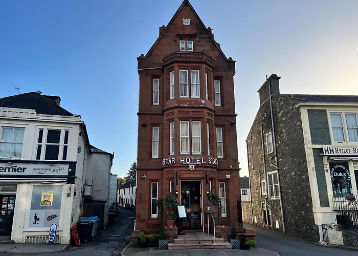 The Famous Star Hotel Moffat