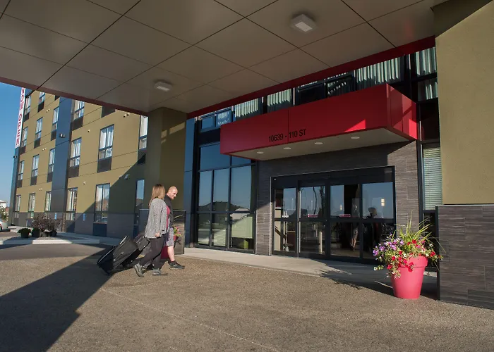 Encore Suites By Service Plus Inns Grande Prairie