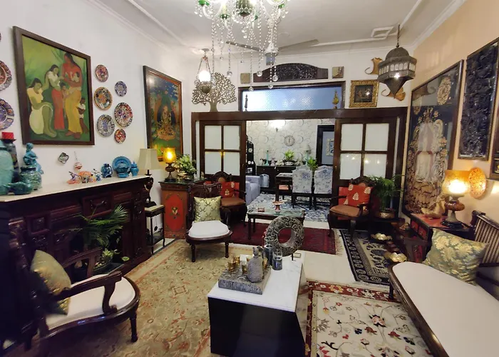 On The House - Bed And Breakfast New Delhi