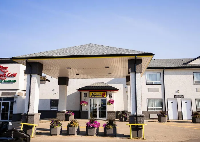 Super 8 By Wyndham Drayton Valley